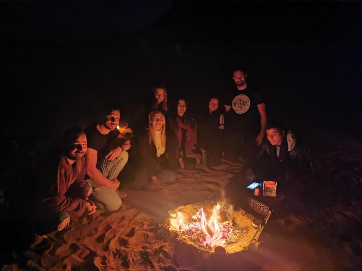 Rum Titanic Camp Wadi Rum Eksteriør bilde