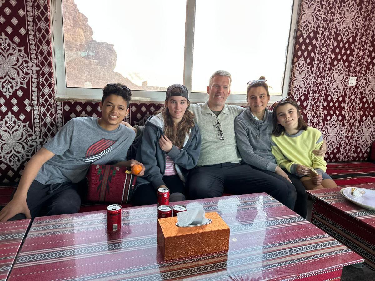 Rum Titanic Camp Wadi Rum Eksteriør bilde