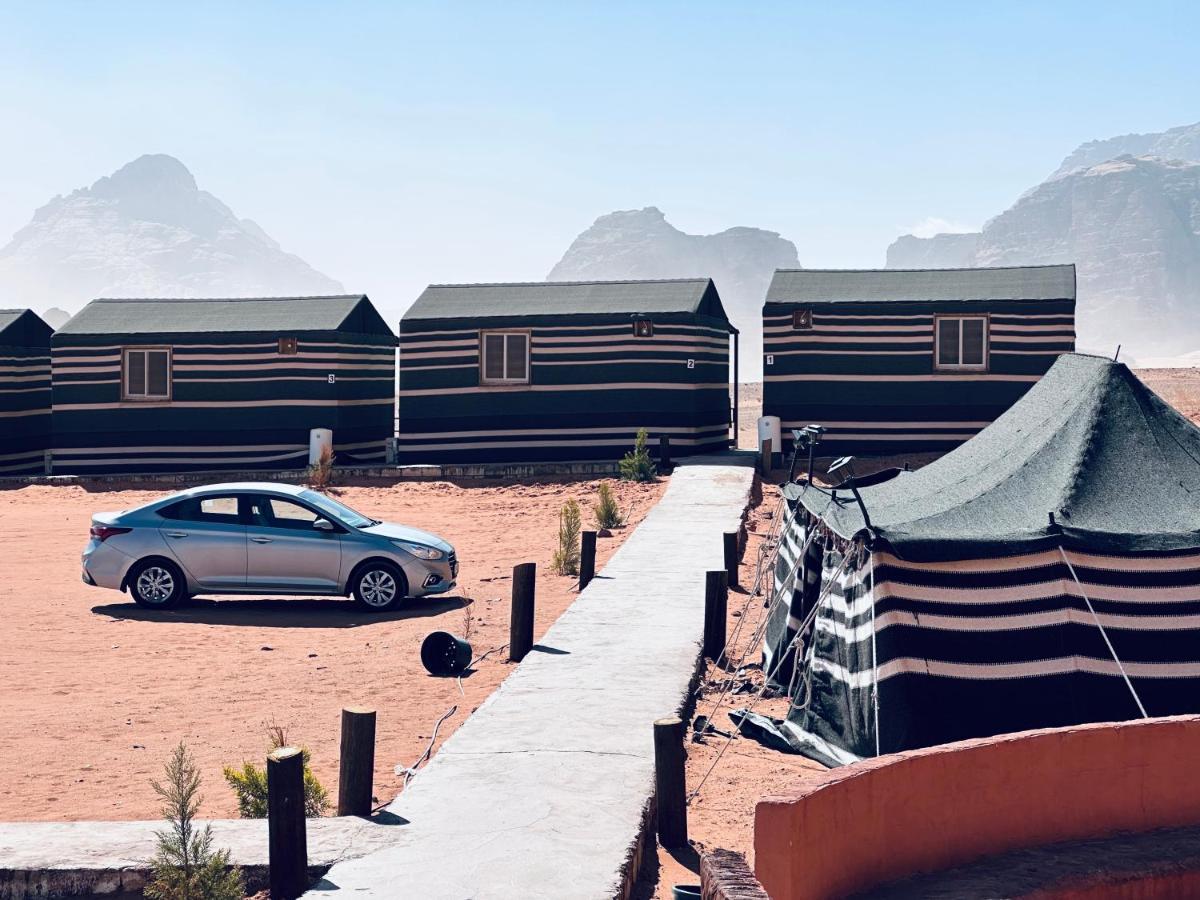 Rum Titanic Camp Wadi Rum Eksteriør bilde